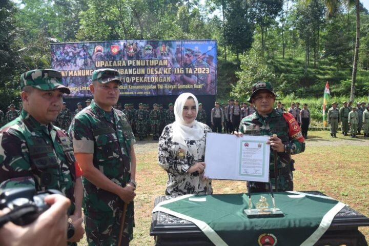 Pangdam IV/Diponegoro Tutup TMMD Reguler Ke -116, di Desa Wangkelang Pekalongan