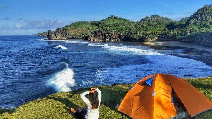 3 Rekomendasi Pantai Private di Jogja! Cocok Untuk Berdua Sama Doi