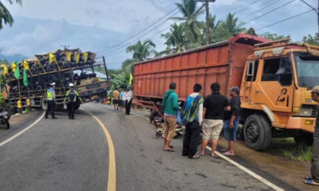 Kecelakaan lalu lintas terjadi di Jalan Lintas Barat Pekon Sanggi